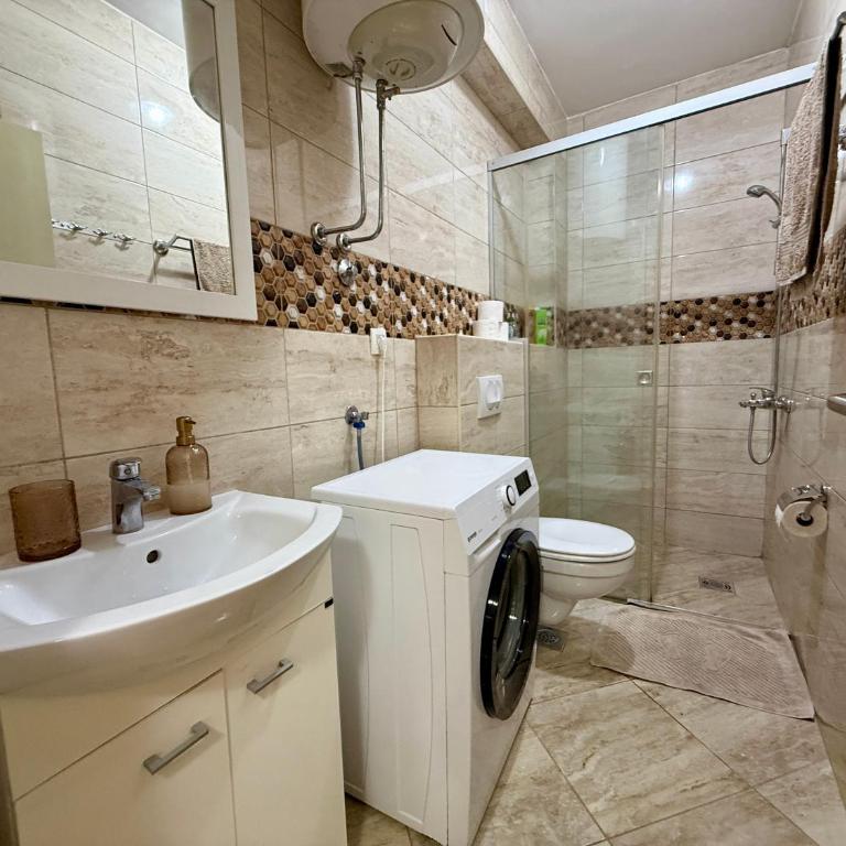 Lagoon Viva Apartment - Two-Bedroom Apartment with Garden View - 23