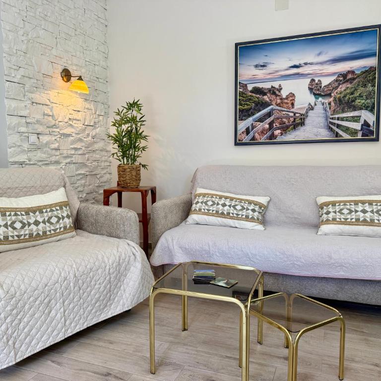 Lagoon Viva Apartment - Two-Bedroom Apartment with Garden View - 4