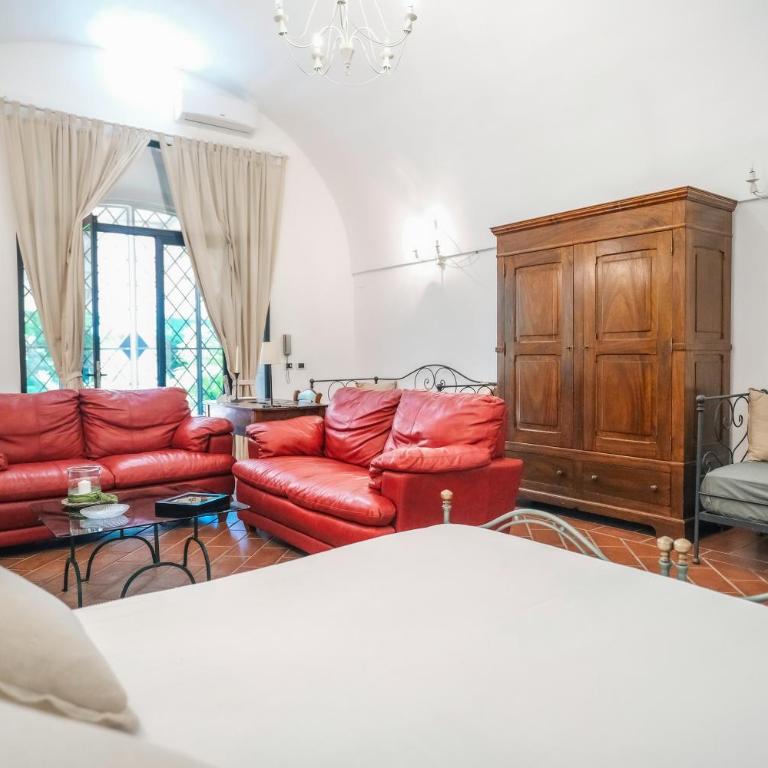 B&B La Magnolia - Camera Familiare con Vista Giardino - 6