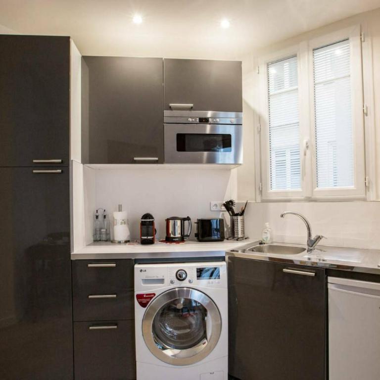 Modern arty flat close to Saint-Germain des Près - Appartement Moderne - 2