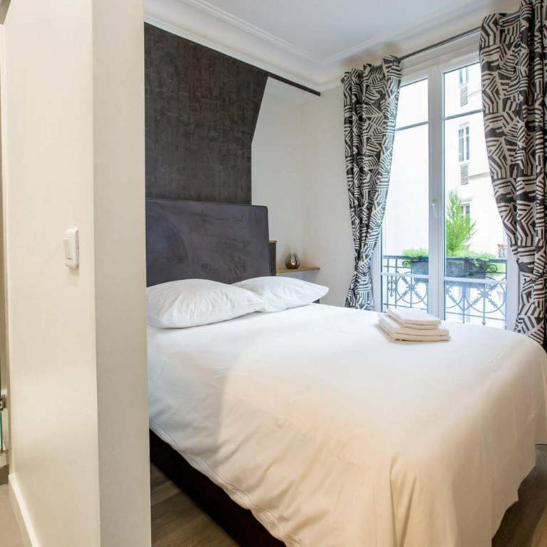 Modern arty flat close to Saint-Germain des Près - Appartement Moderne - 17