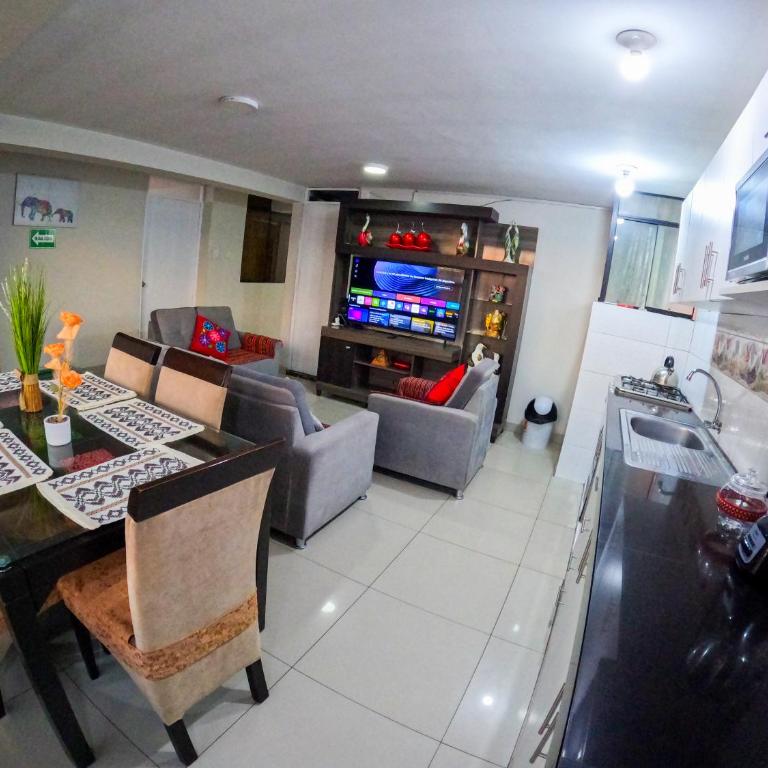 Keros Apartment Cusco - Three-Bedroom Apartment - 11