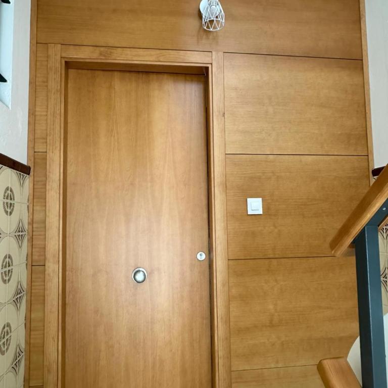 ABA The GRANDMA'S HOUSE - Three-Bedroom Apartment - 13