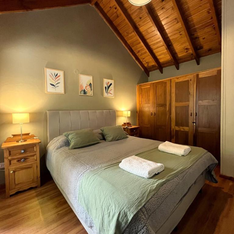 Casa Amancay I Amplia, Cómoda y Céntrica - Ayres Del Bosque Alojamientos - Two-Bedroom Chalet - 1