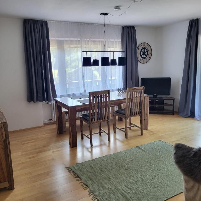 FerienwohnungPanorama - Apartment mit Aussicht und Balkon - 1
