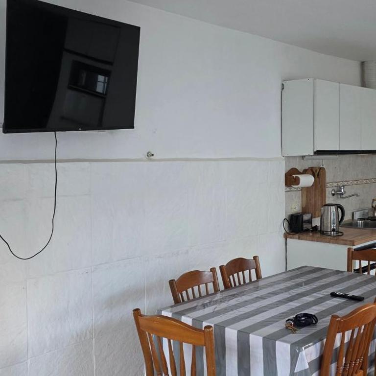 Depto Gales, a 1 cuadra del mar - One-Bedroom Apartment - 5