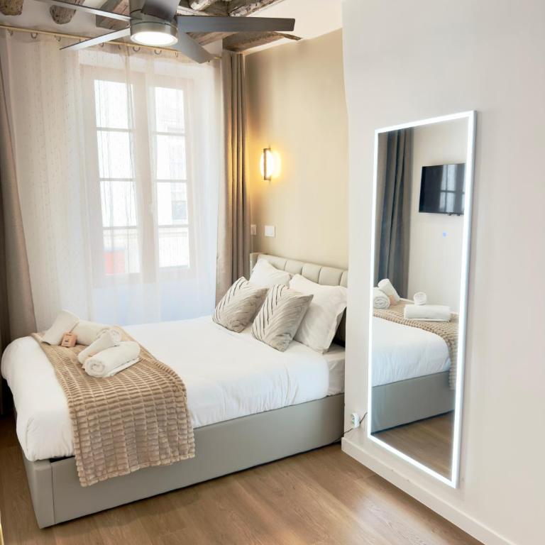 Luxury Stay I Designer Duplex near Bastille - Apartamento Dúplex - 11