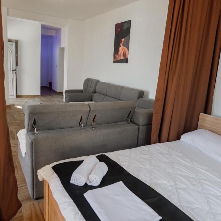 Milo Apartments - Two-Bedroom Apartment - 11