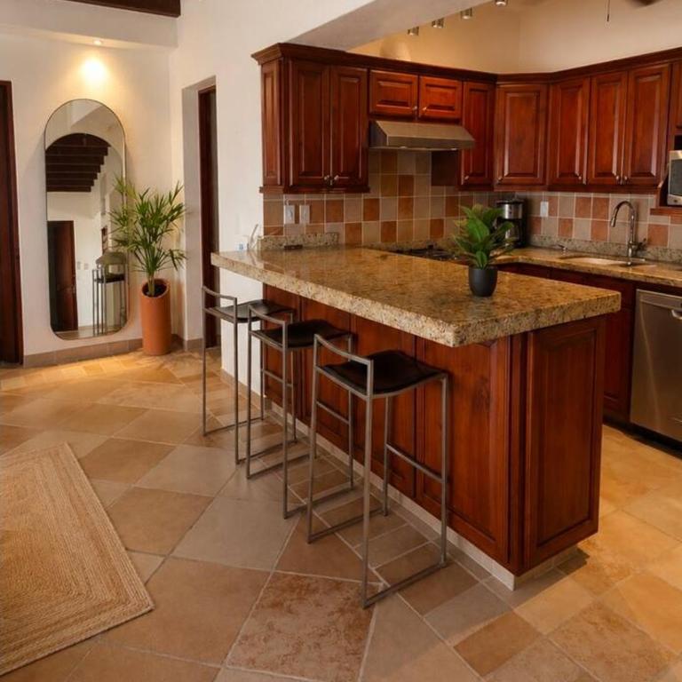 Hermosa casa con alberca, campo golf y playa - Casa - 9