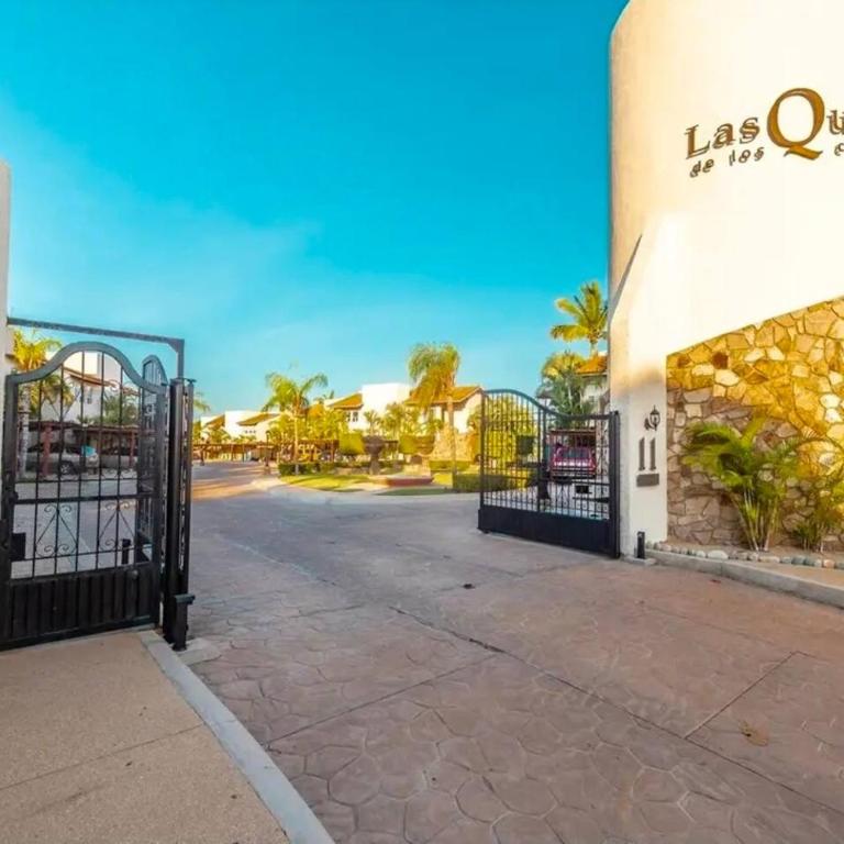 Hermosa casa con alberca, campo golf y playa - Casa - 19