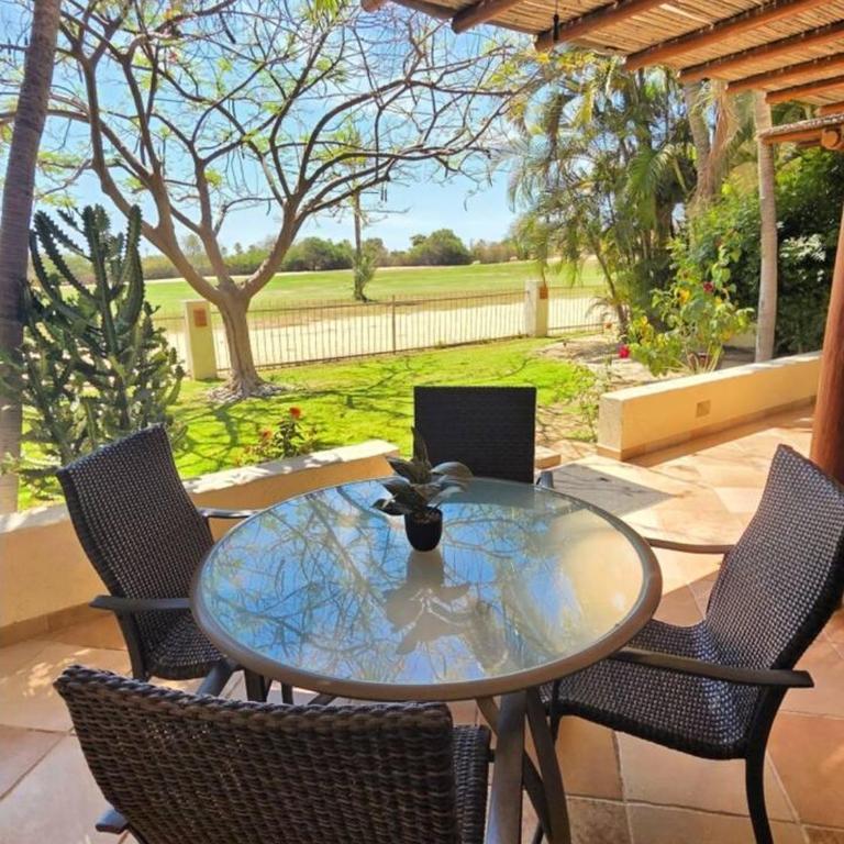Hermosa casa con alberca, campo golf y playa - Casa - 16