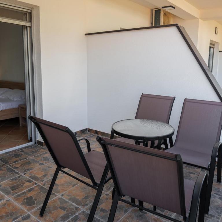 Milo Apartments - Two-Bedroom Apartment - 3