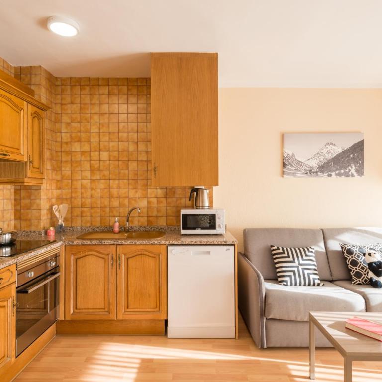 Pierre & Vacances Andorra Alba - One-Bedroom Apartment (2-5 Adults) - 2