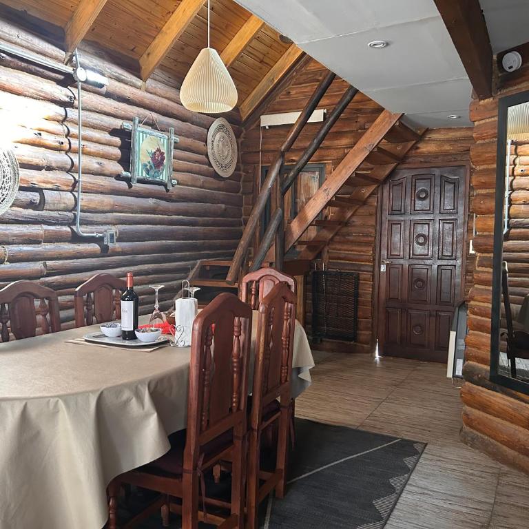 Cabaña Mirador Del Cielo Potrerillos - Three-Bedroom Chalet - 10