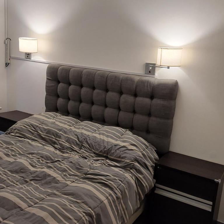 Departamento Familiar con Balcón y Estacionamiento Gratuito - One-Bedroom Apartment - 34