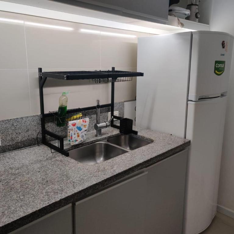 Apartamento Av Roosevelt, parada 4, playa brava - Apartamento de 2 dormitorios - 3