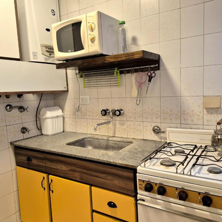 Depto cómodo y céntrico Plaza Colón - Apartamento de 1 dormitorio - 5