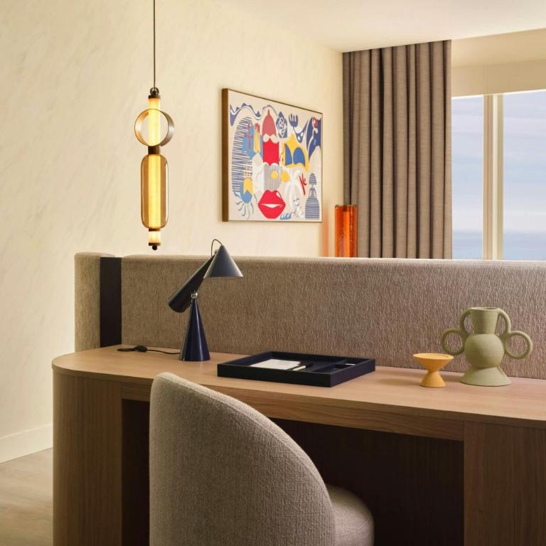 W Barcelona - Superior Sky King Room with Skyline View - 3