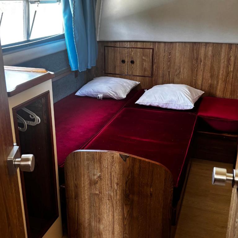 Bateau-maison spacieux au port - 8 pers. - API-1-46-38 - Maison de Vacances - 3