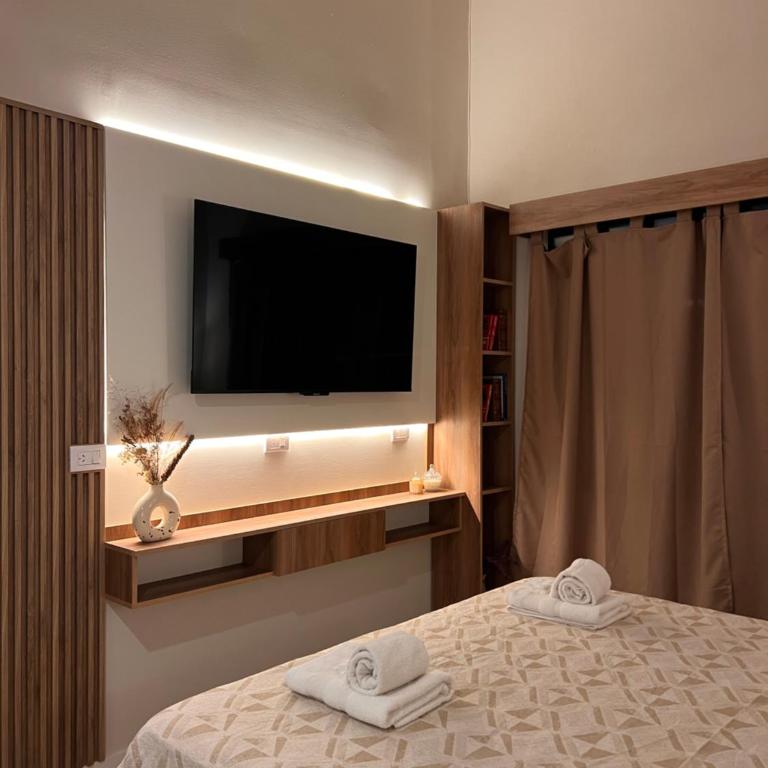 Monteolivos Home & Suites - Habitación Doble con vistas al parque - 9