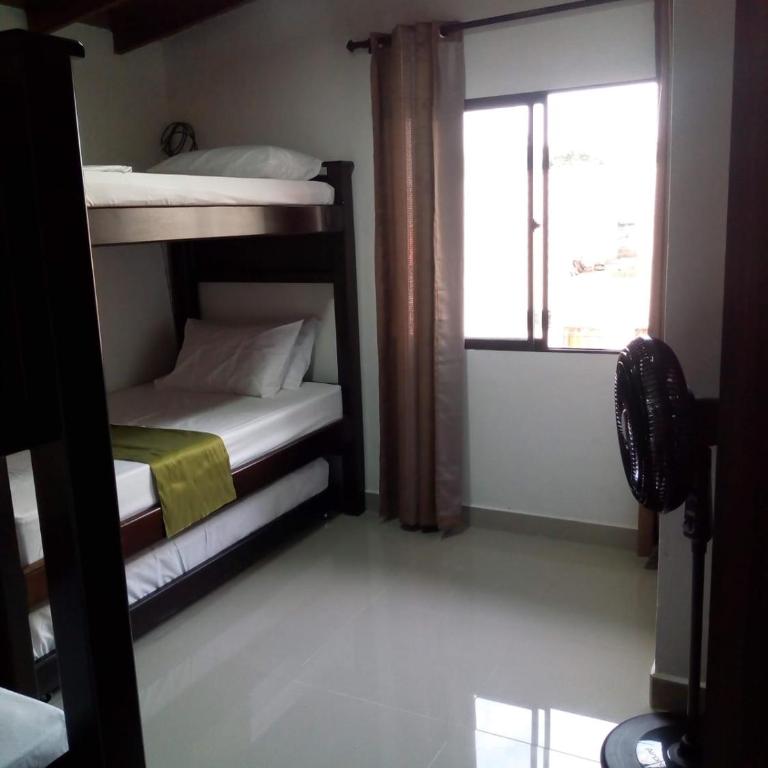 01 APARTMENT CON BAlCON LAURELES - Two-Bedroom Apartment - 3