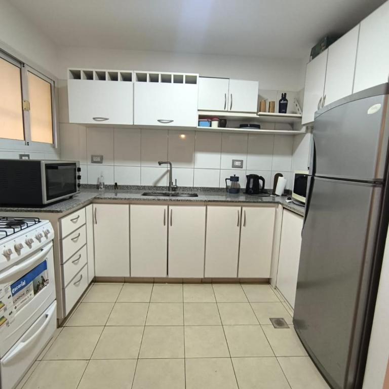 Duplex en pleno Godoy Cruz - Apartamento de 2 dormitorios - 4