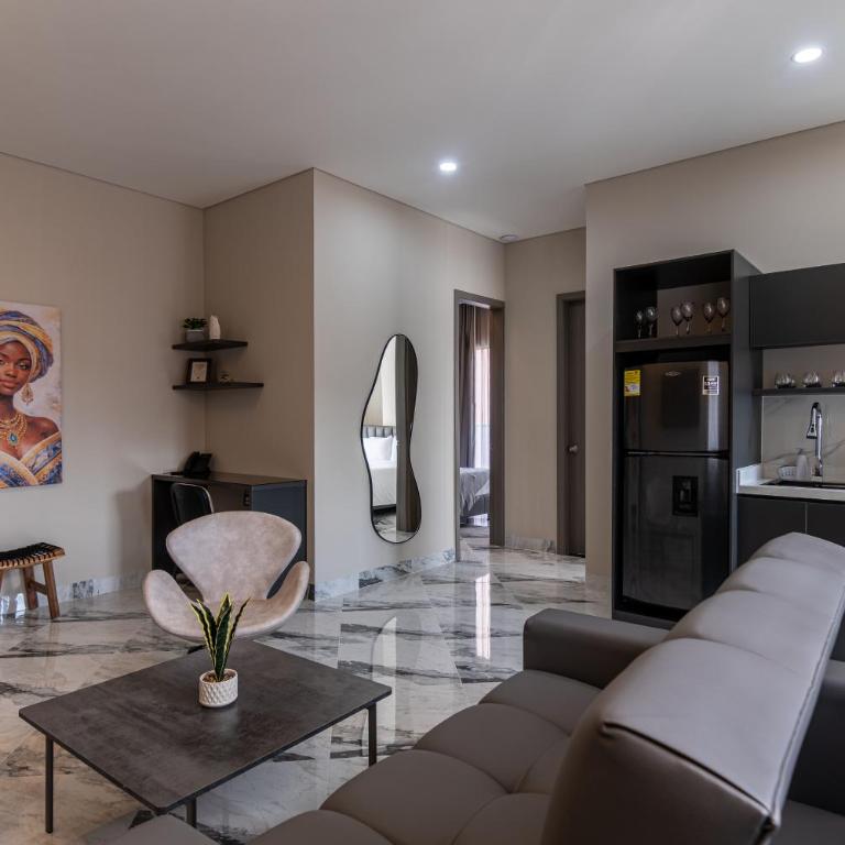 Hotel Colores Estadio - Two-Bedroom Deluxe Apartment - 1