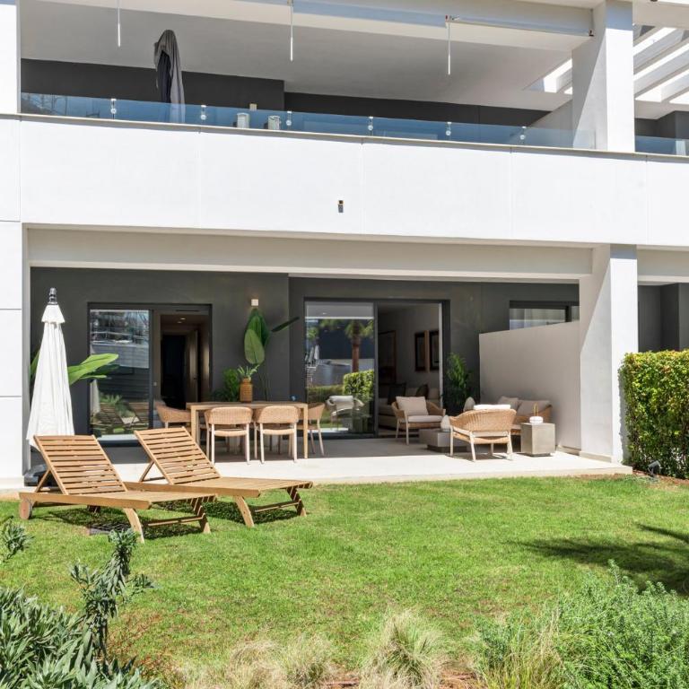 Moderno Oasis con Jardín y Piscinas en Vanian - Appartamento - 7