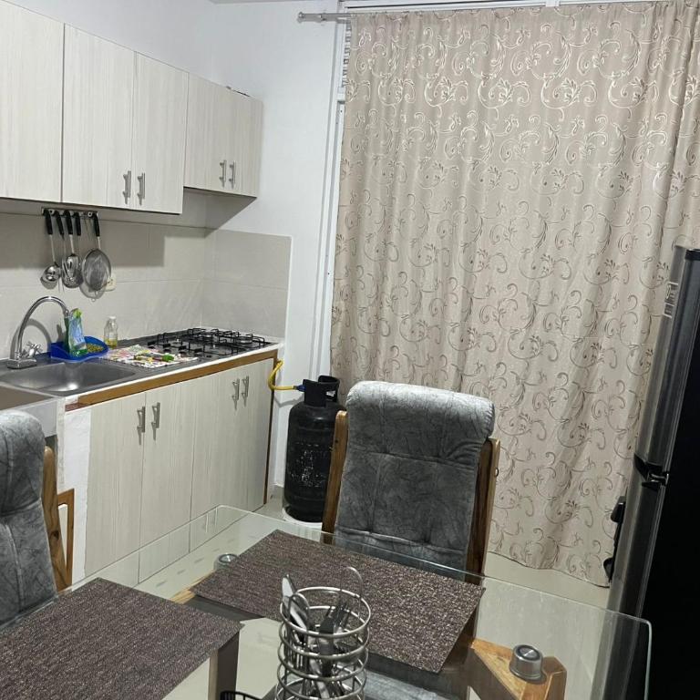 Tayra Living Suites - Suite with City View - 9