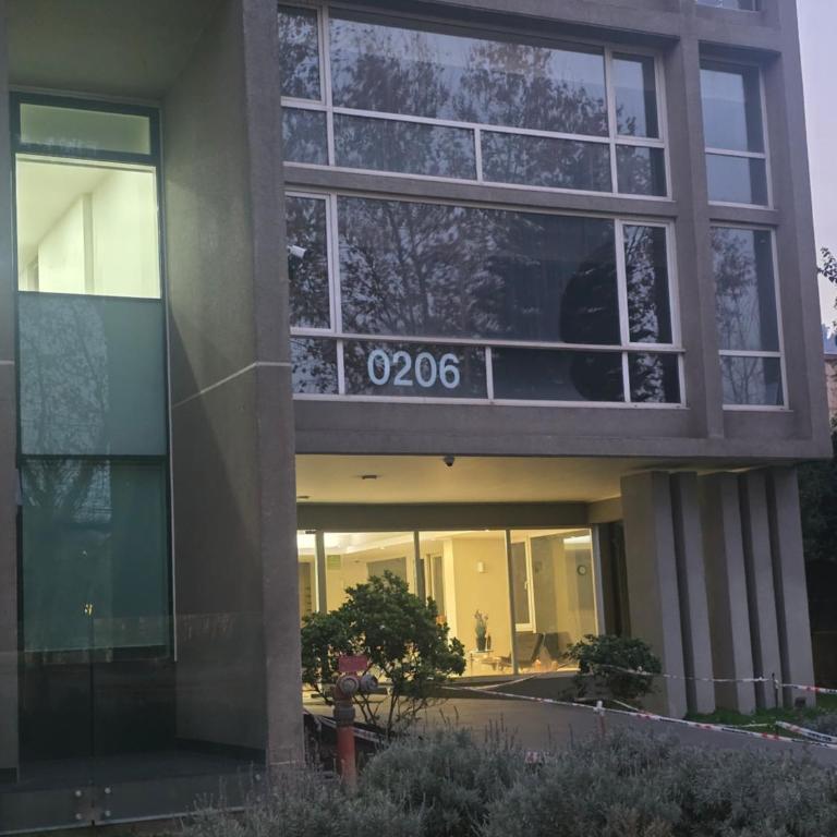 Amplio y comodo Departamento Parking Wifi - Three-Bedroom Apartment - 6