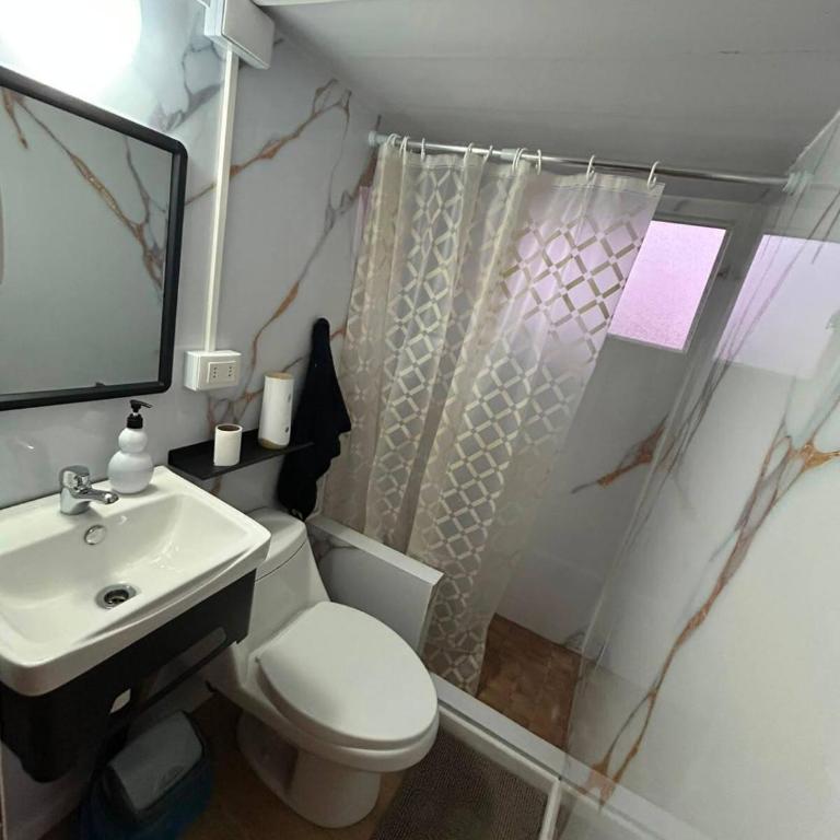 Dyl Tiny House con Jacuzzi - One-Bedroom House - 5