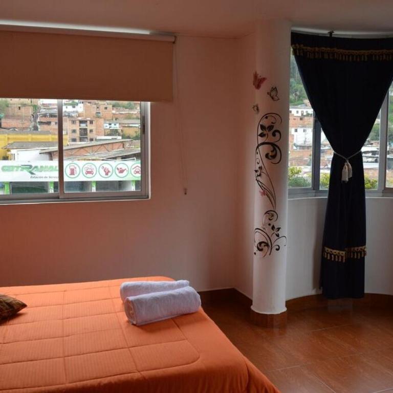 Hotel Dancar - Habitación Doble con baño privado - 4