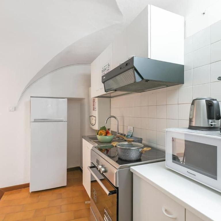 Pao - Frapporta Medieval Houses between Garda and Tenno Lake - One-Bedroom Apartment - 8