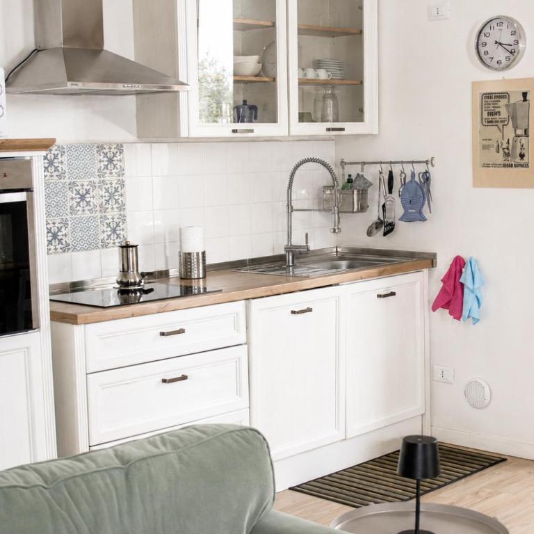 Ines Lake Garden - with private parking & garden - Appartamento Deluxe - 10