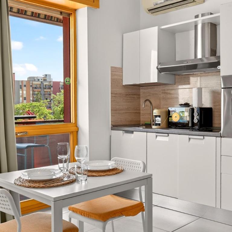 Urban House Romolo Garden View - Navigli Milano - Appartamento con 1 Camera da Letto - 2