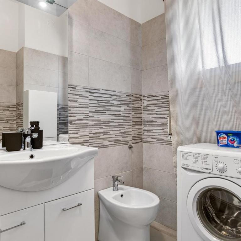 Urban House Romolo Garden View - Navigli Milano - Appartamento con 1 Camera da Letto - 19