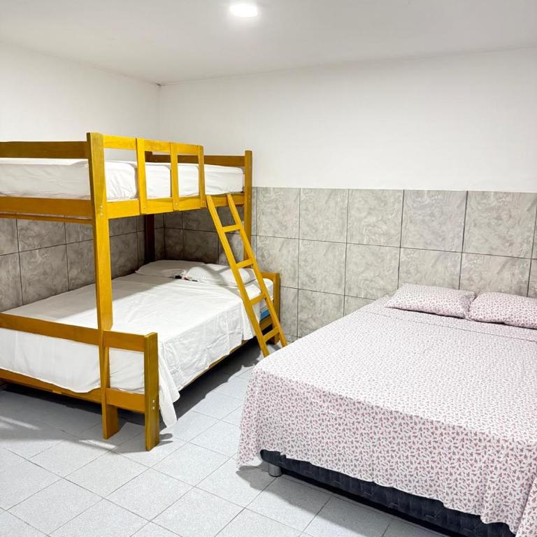 Exclusivo departamento para 14 personas en Santa María del Mar - Three-Bedroom Apartment - 17