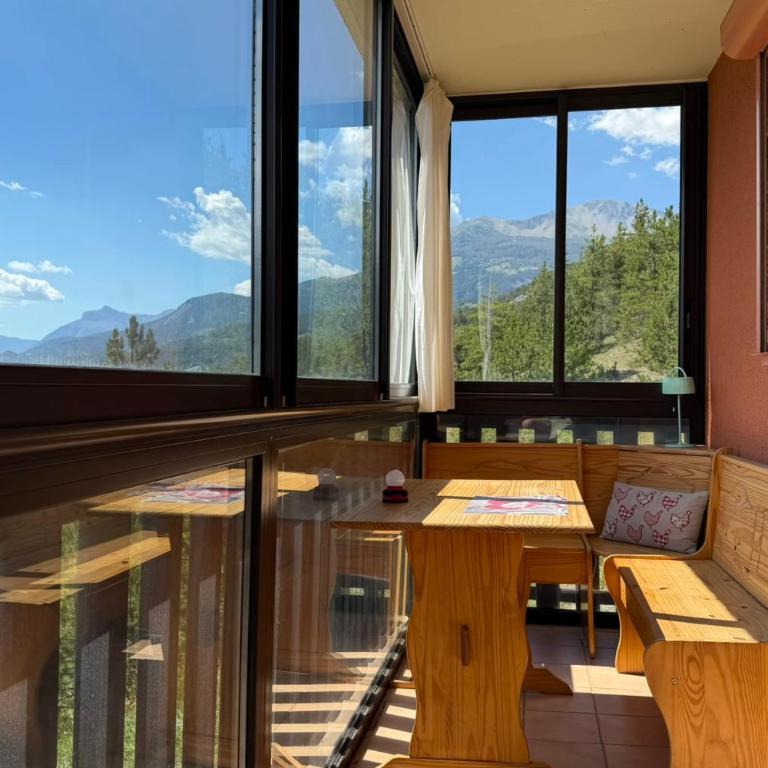Balcon Panoramique Vue Montagne Barcelonnette - Apartment - 20