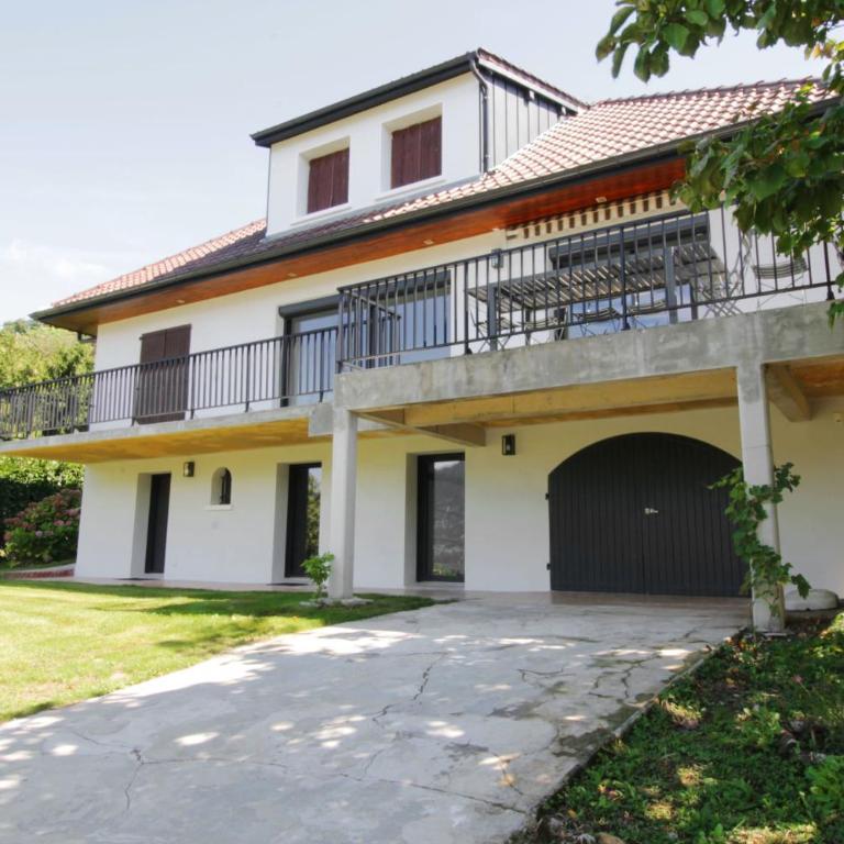 Comfortable villa with a view of Lake Bourget - Villa - 4