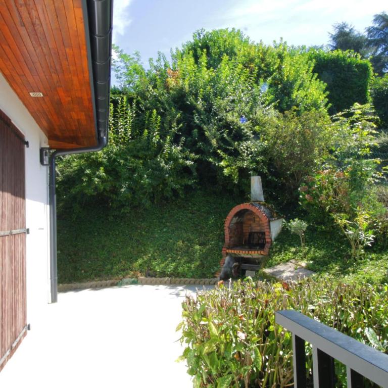 Comfortable villa with a view of Lake Bourget - Villa - 20