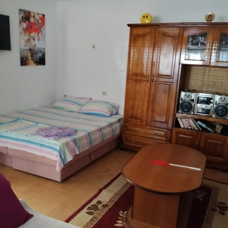 Apartmani Dević Šušanj - Trokrevetna Soba - 6