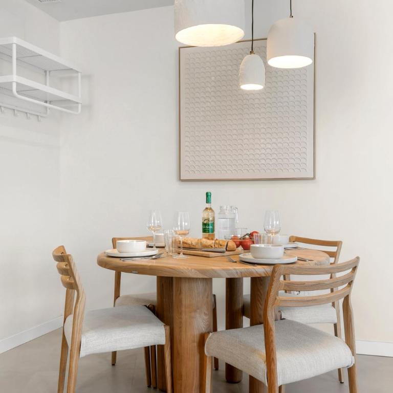 Casa Oliva - Two-Bedroom Apartment with Balcony - 11