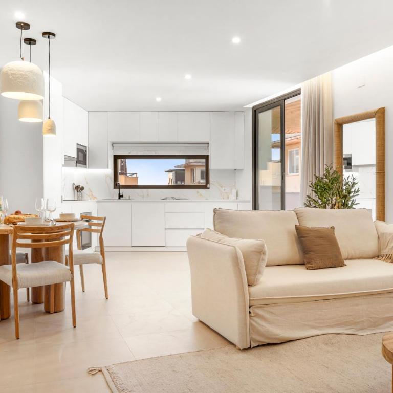 Casa Oliva - Two-Bedroom Apartment with Balcony - 1