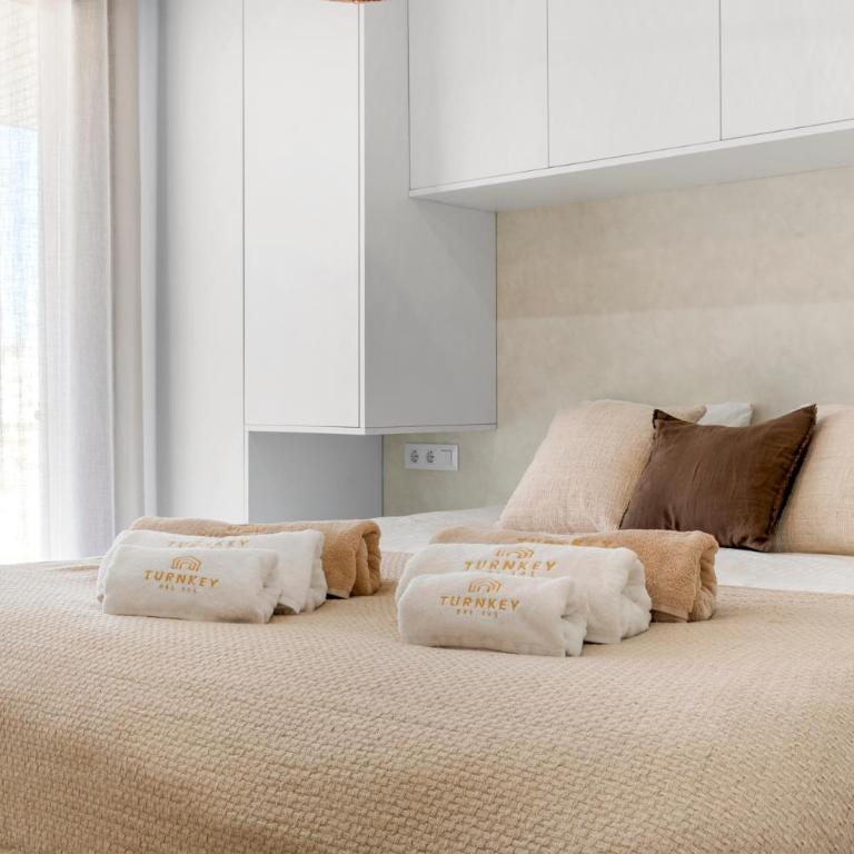 Casa Oliva - Two-Bedroom Apartment with Balcony - 17