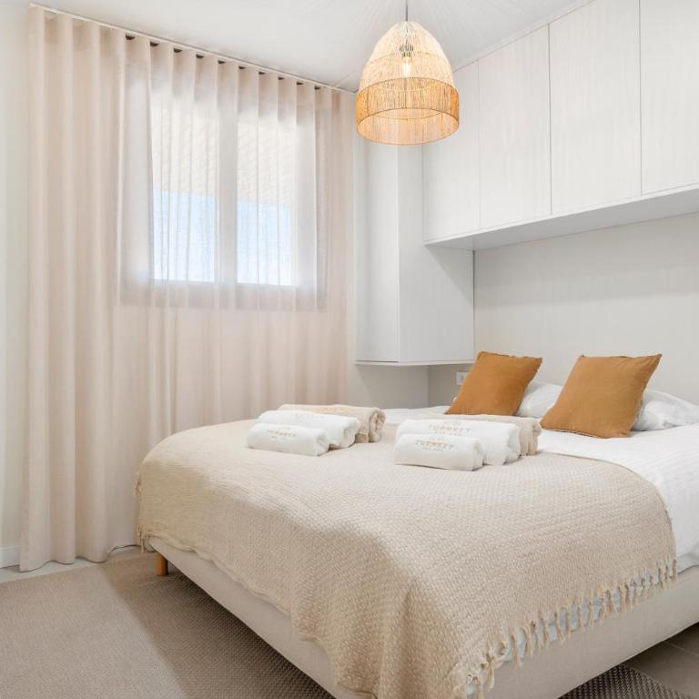 Casa Oliva - Two-Bedroom Apartment with Balcony - 24