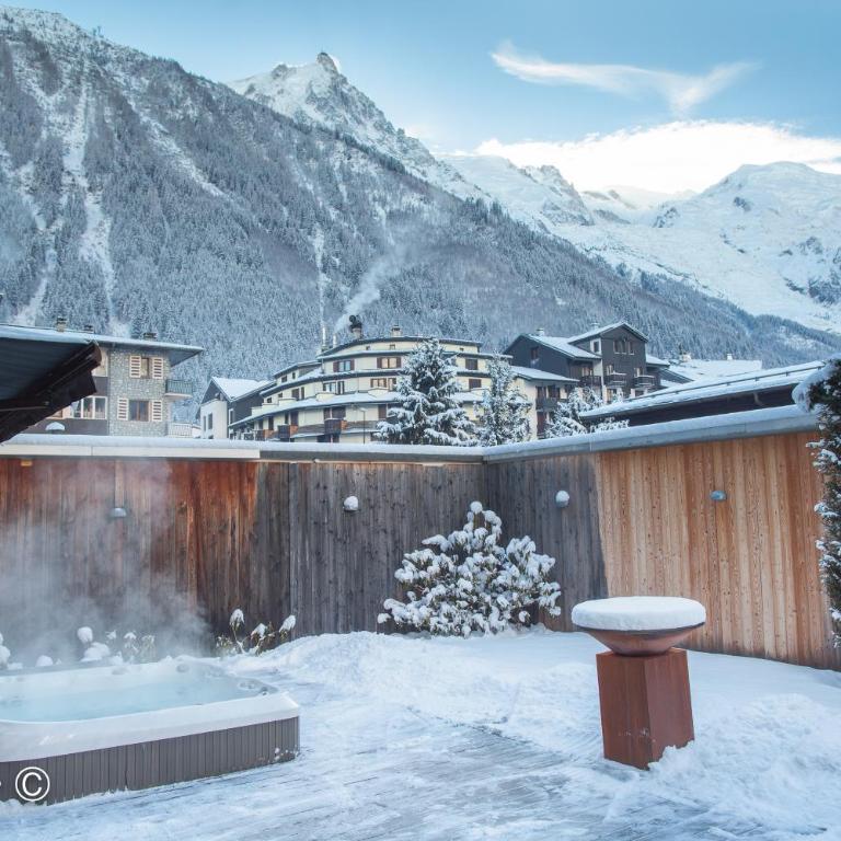 Apartment Au Bon Coin - Luxury Chamonix Hidden Haven, Mont Blanc view, Hot Tub and Garden - Superior Apartment mit Bergblick - 57