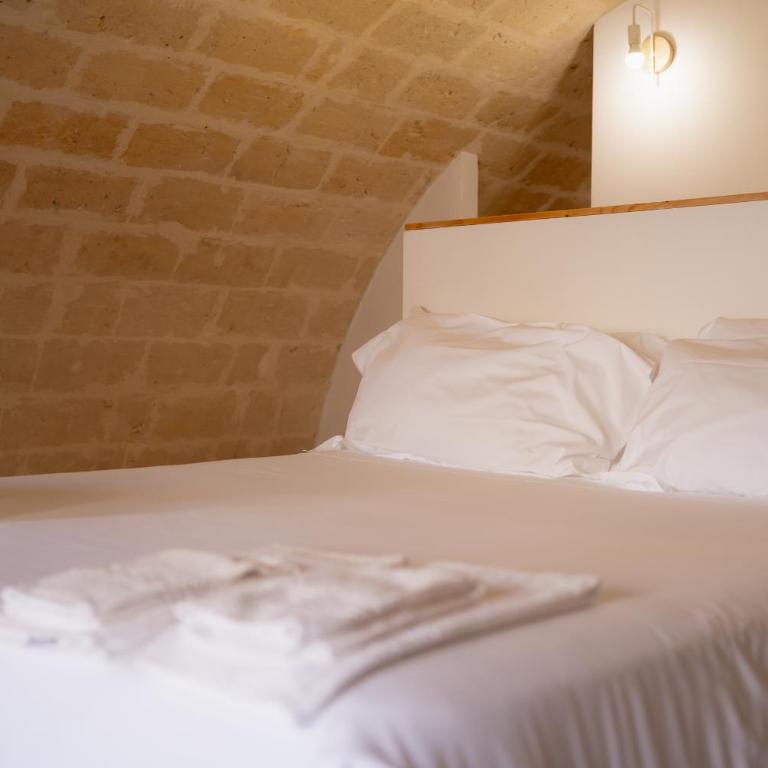 Endea Suite Rooms & Lounge SPA - Camera Matrimoniale con Balcone - 3