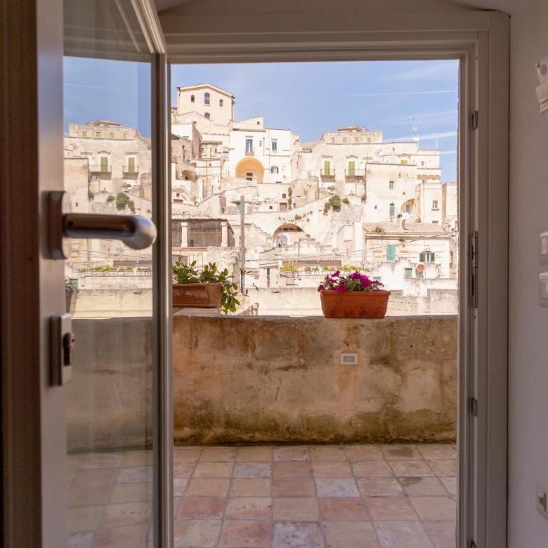 Endea Suite Rooms & Lounge SPA - Camera Matrimoniale con Balcone - 7