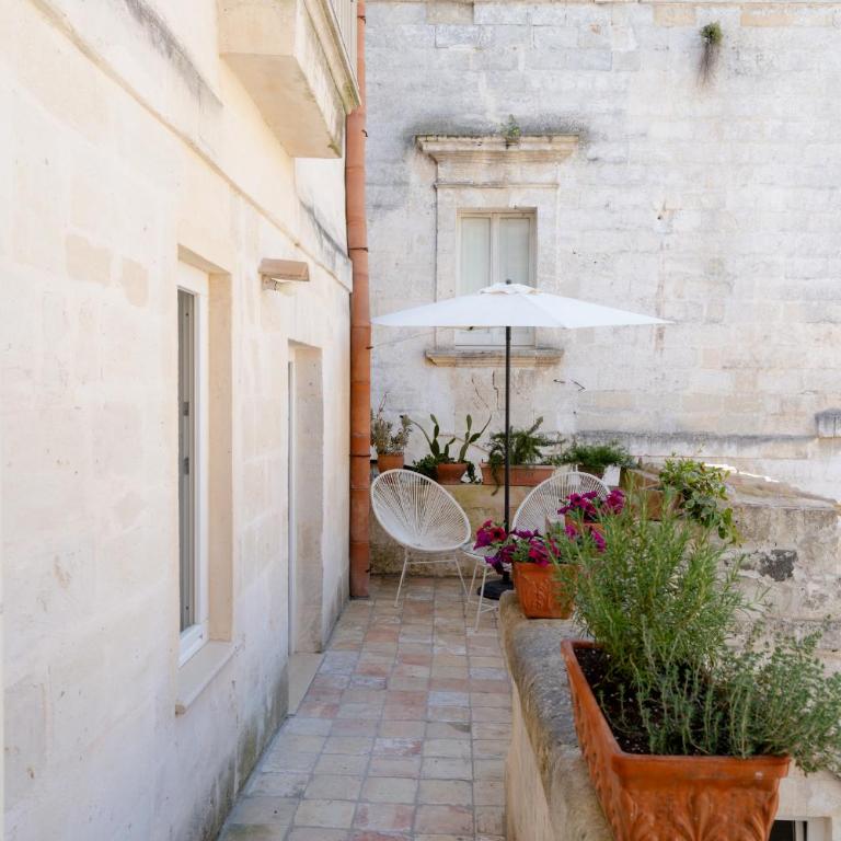 Endea Suite Rooms & Lounge SPA - Camera Matrimoniale con Balcone - 9