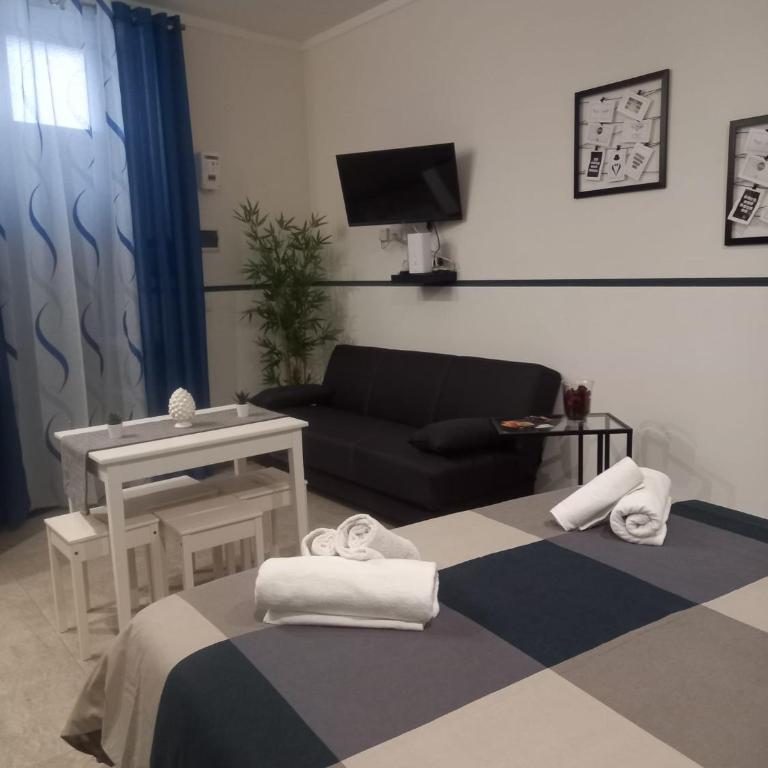 DanyCentralHouse - Two-Bedroom House - 2